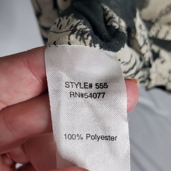 CABI #555 irresistible ruffle floral polyester top blouse‎ S - Picture 7 of 10